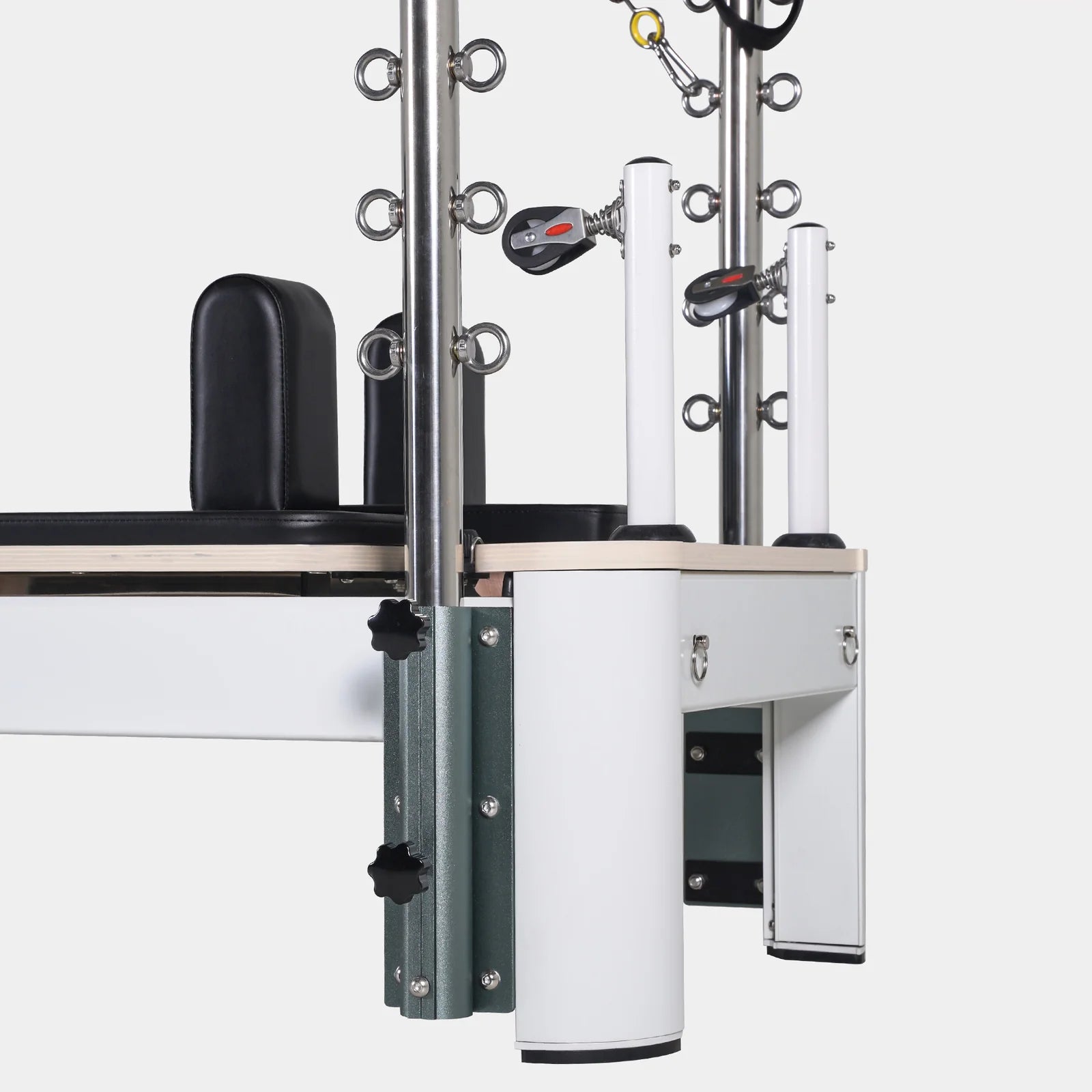 Reformer Pilates Machine - Aluminium with Tower