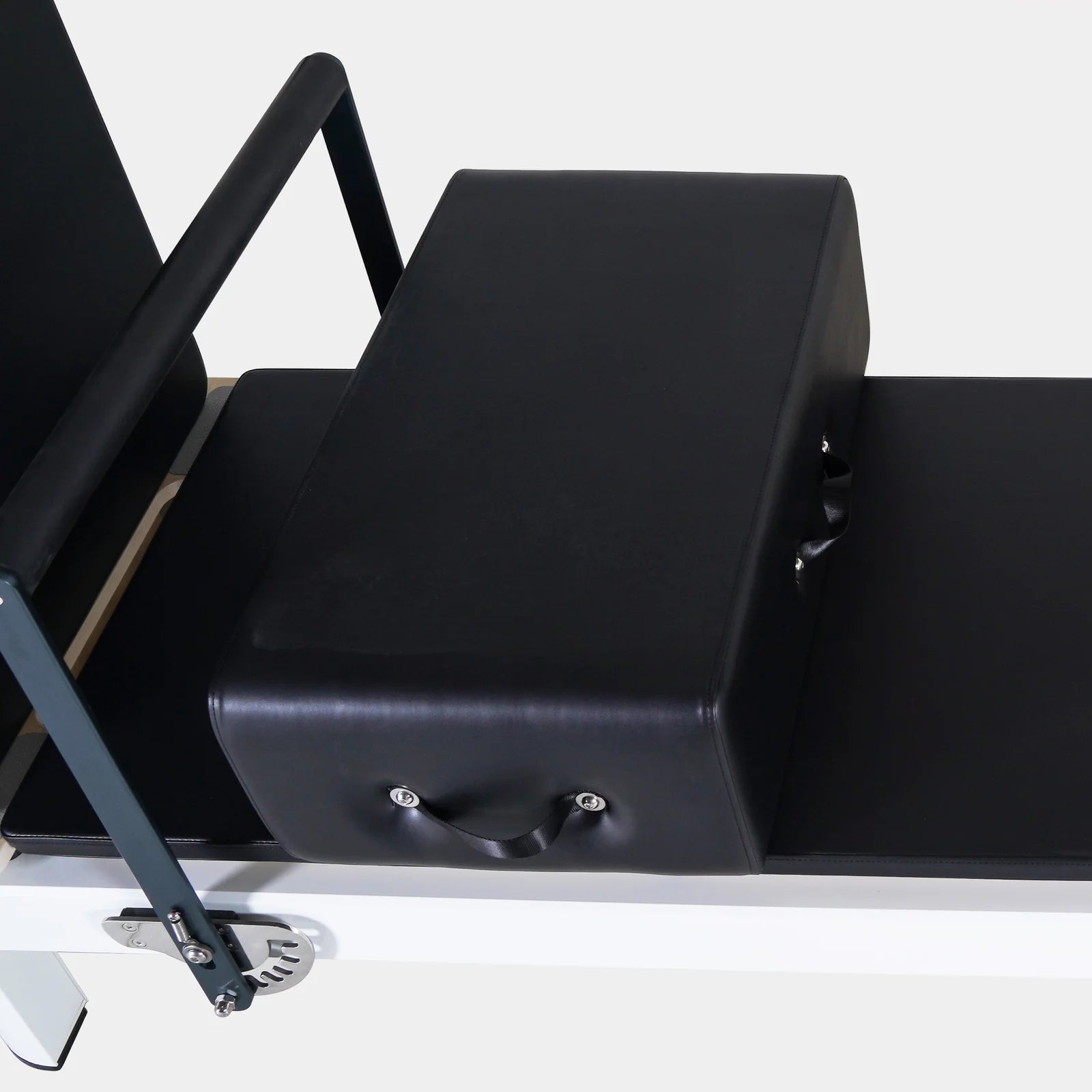 Reformer Pilates Machine - Aluminium with Tower